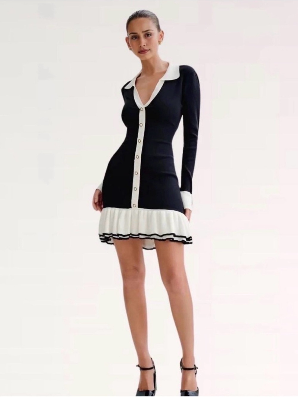 MESHKI Paressa Black & Cream Long Sleeve Knit Button Front Ruffle Mini Dress M